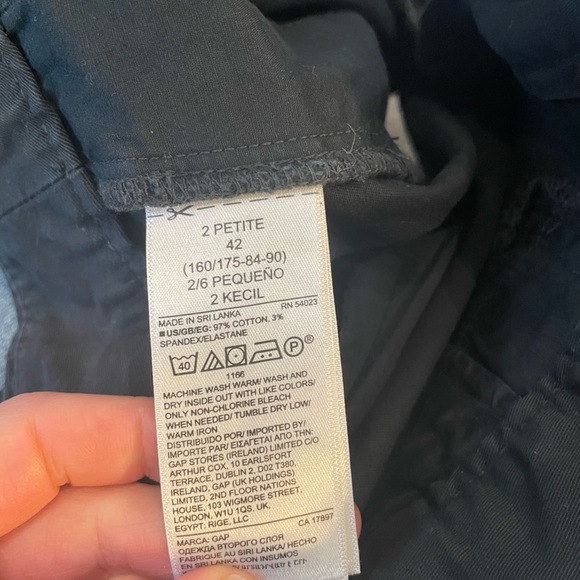 2 for price of 1!!!  Gap 3” inseam Shorts. Black and Light Blue - Picture 7 of 8